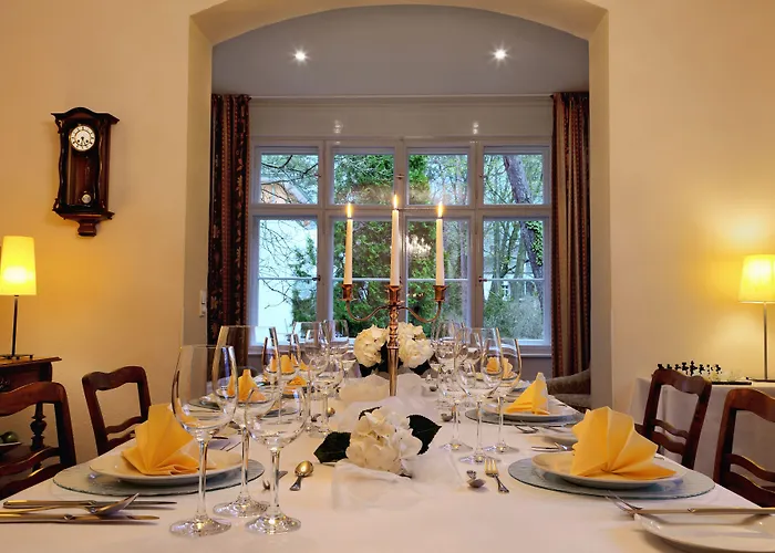 モルゲンラント ホテル 3*